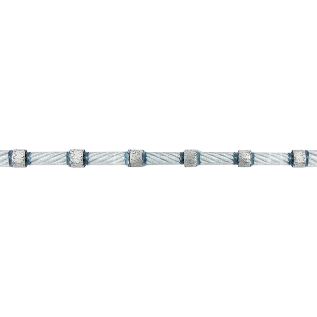 Scie &agrave; fil diamant&eacute; de coupe de granit de perle fritt&eacute;e enduite de plastique