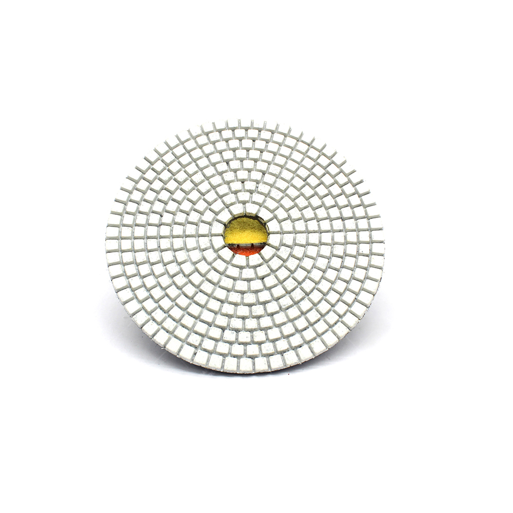 Tampons diamant&eacute;s flexibles &agrave; motif de grille pour le polissage du granit, du marbre et du quartzite