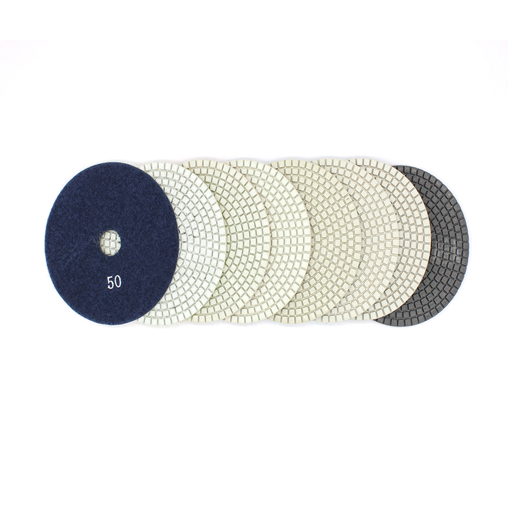 Tampons diamant&eacute;s flexibles &agrave; motif de grille pour le polissage du granit, du marbre et du quartzite