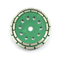 Meule boisseau diamant&eacute;e &agrave; double rang&eacute;e pour le meulage de surfaces en b&eacute;ton