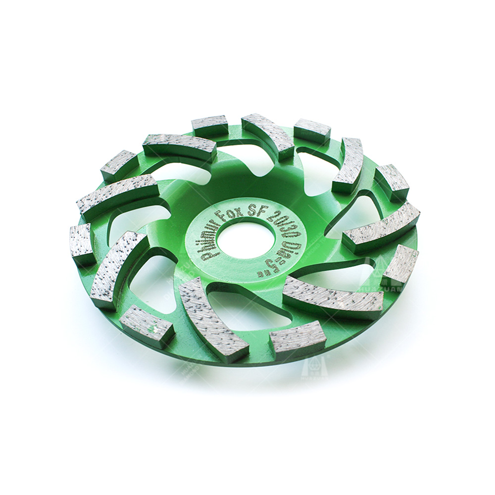 Meule diamant&eacute;e de type 7, pour polir le b&eacute;ton