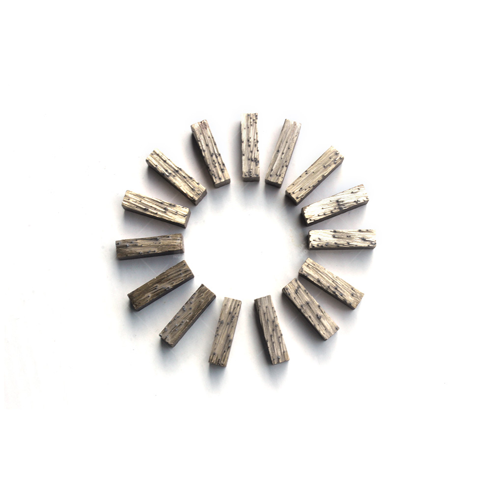 Segment diamant&eacute; pour le meulage du b&eacute;ton