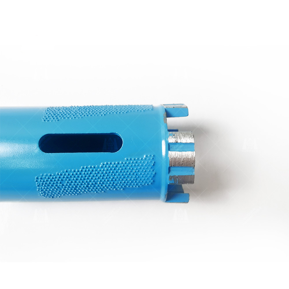 Foret &agrave; noyau durable pour granit avec segments turbo et protection bras&eacute;e sous vide