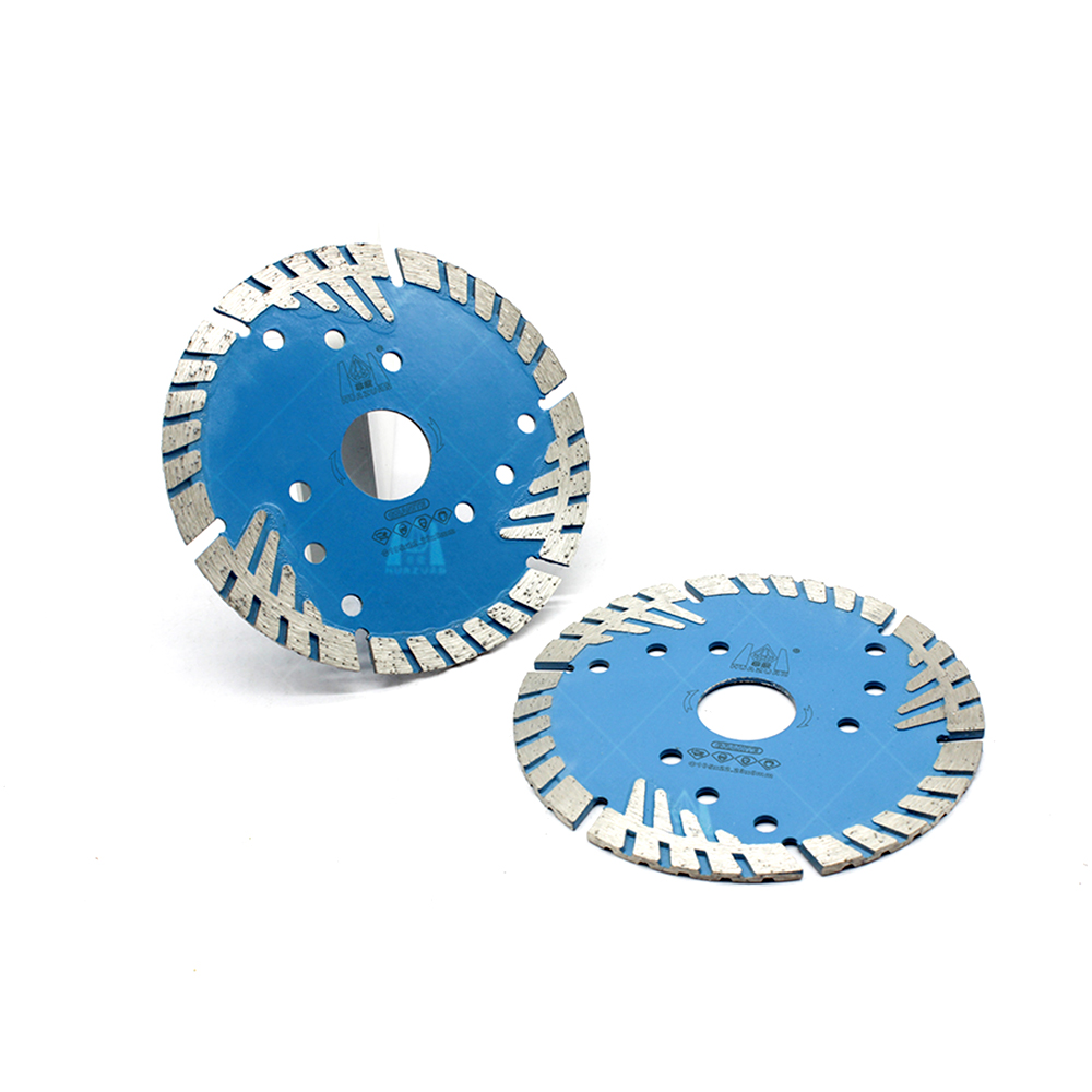 Lames diamant&eacute;es fritt&eacute;es avec segments renforc&eacute;s